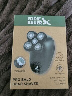 Eddie Bauer Black Pro Bald Head Shaver with Five Dual Track Heads